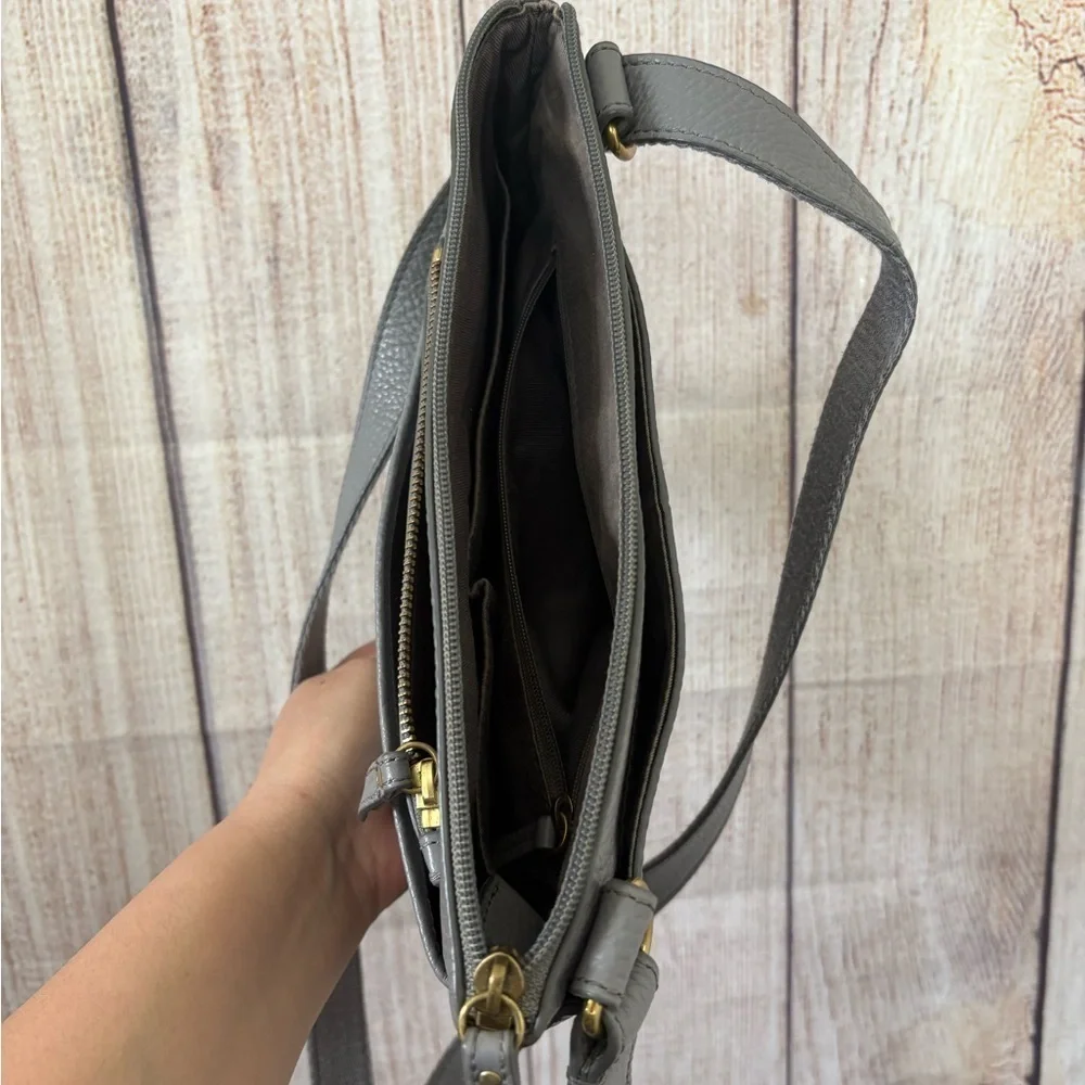fossil Womens crossbody pebble leather bag - Picture 11 of 14
